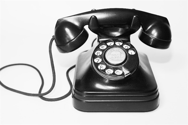 retro phone